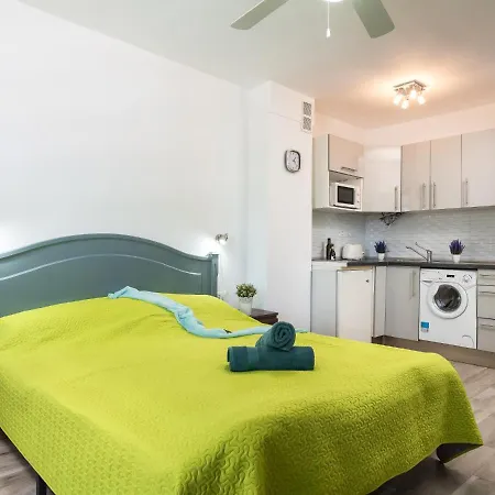 427 Beautiful Summerland Wi-fi Sat-tv Lägenhet *